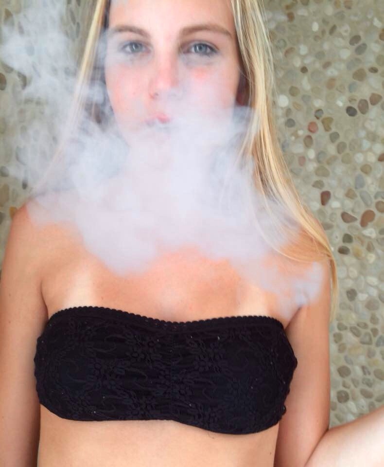 jellohno:  I lyke 2 smoke.