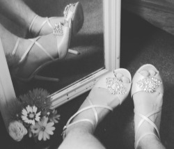 thepoetoaster:#photography #style #art #fashion #ootd #instaglam #glam #glowup #blackandwhite #vintage #retro #oldfashioned #styleinspo #shoes #shoelove #flowers #flowerstagram #creativity #instagood#instadaily #photooftheday #styleblogger #fashionblogger