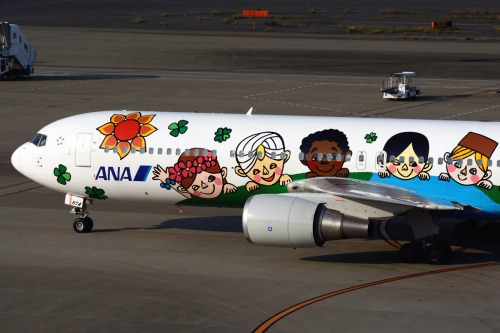 All Nippon Airways Boeing 767 (via Mohri63)