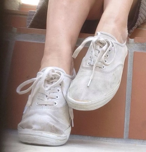 msmirandadearman: I dont have Keds, i have these tho.They are super comfy and i love wearing them 