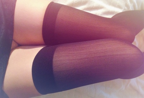 kiitty–love:  kiitty—love:  Getting ready to go outttt🔥 Mini skirts, thigh highs and no bra or panties 🙊💦👅👄💧