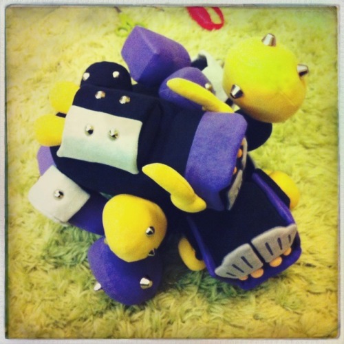 ceryskitty:  sowiddlefur:  As you can see, I’m obsessed with Bob. Here is Baby Bob!   ahhhh they’re super cute~
