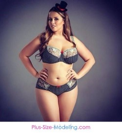 hotcurvygirl:  Connect with big beautiful women for dating, friendship &amp; passionate encounters