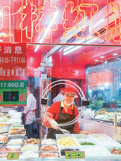 Hit the Julu Road market in Shanghai for fresh fruits and veggies and learn up some Chinese etiquett