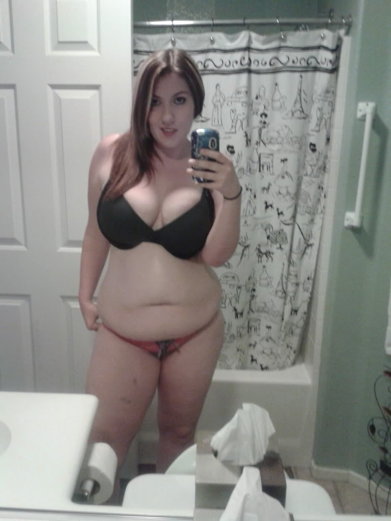 gonzohypnotoad:             what a hottie
