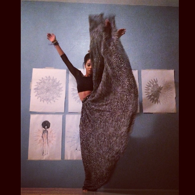wasiawasia:  More skirt shenanigans 🌻 Remember when I said it? I told you that