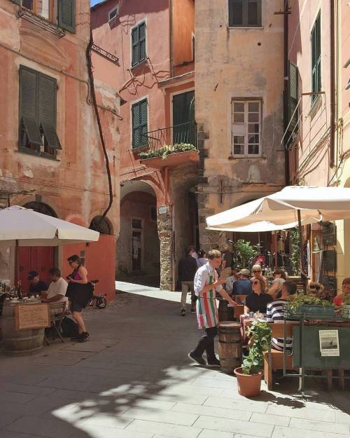 tourism-italy:  like a paint scene in Monterosso al Mare, Cinque Terre repostfrom @pazitea - - #cinq