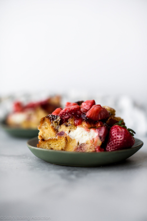 Strawberries ‘n’ Cream French Toast Casserole 