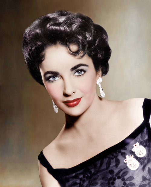 theniftyfifties:Elizabeth Taylor 