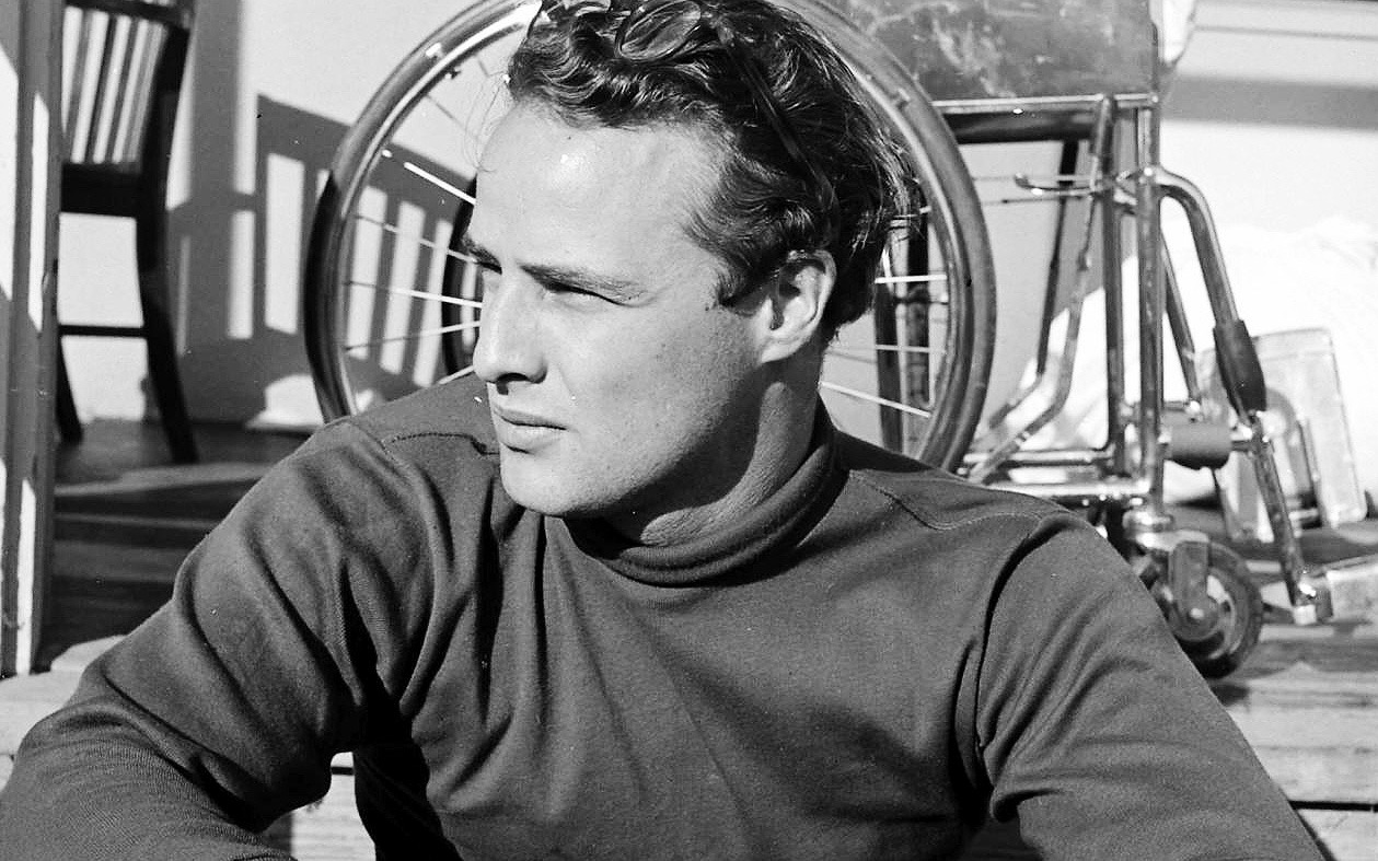 johnmackbrowns:  Marlon Brando photographed on set of The Men, 1949.