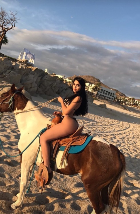 Jailyne Ojeda Ochoa Official