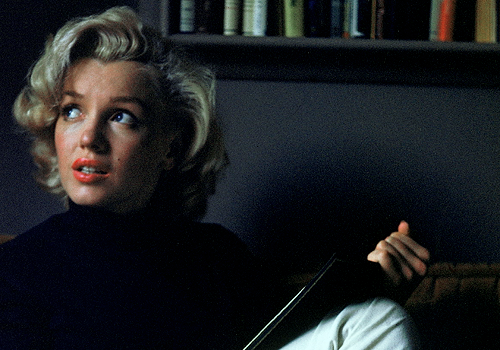 beauvelvet:Marilyn Monroe photographed by Alfred Eisenstaedt, 1953.I left my home of green rough woo