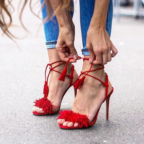 sexyshoesblog:  Sexy shoes by sexyshoesblog, do you like this? Pls visit http://www.sexy-shoes.luxlr.com for more. 