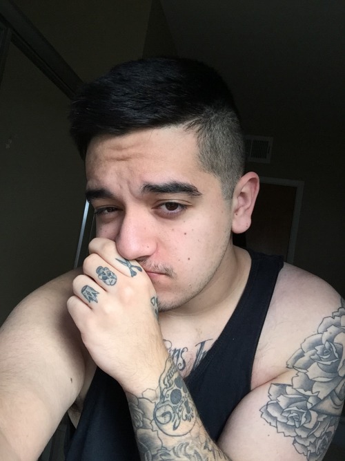 dropalexdead:  Morning bathroom selfies. 