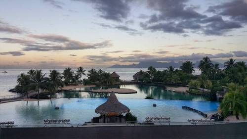 Good morning Tahiti! Next stop… Bora Bora! #Tahiti #WelcomeToParadise #TheSisIsGettingHitched