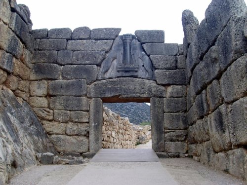 Porta dei Leoni, Micene, XIV secolo a.C. Ingresso principale all'Acropoli.