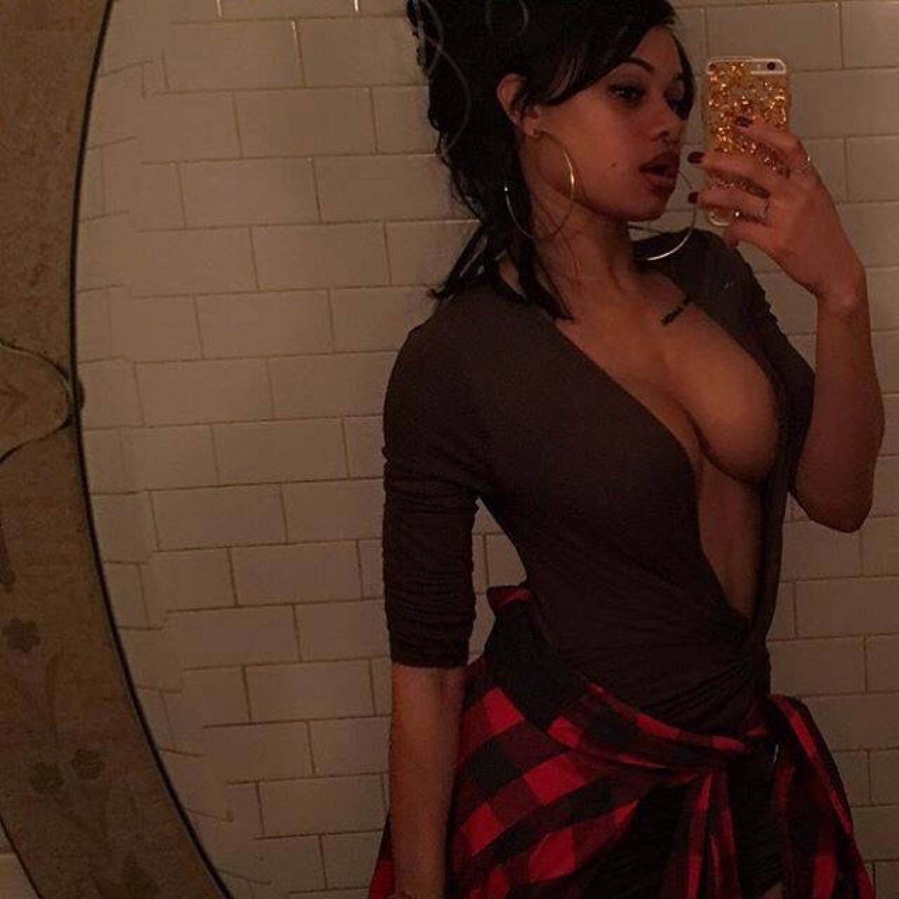 dcx71:  😍😍😛😛 