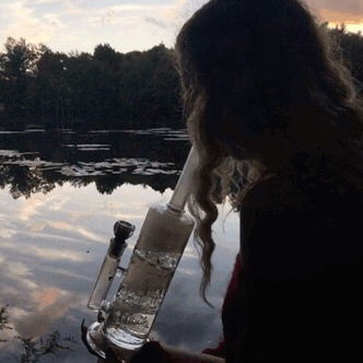 shay-gnar:  just a couple of the prettiest bong rips i’ve ever taken, nbd 