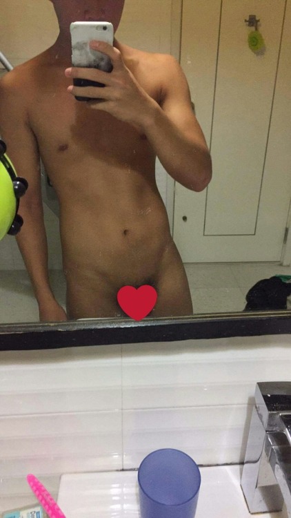 sglocalgay: assman-69:  pathologicalliarsstuff:  what a twink. Was from SAJC, now in the SAF. Anyone