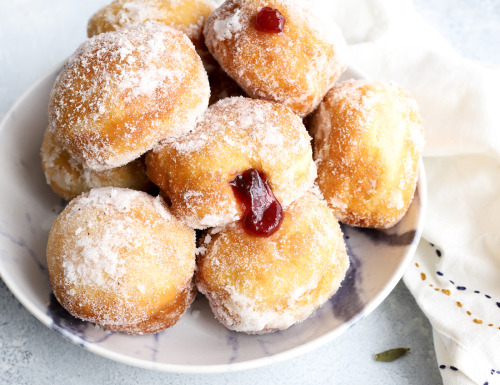 fullcravings:Vegan Raspberry Jam Doughnuts with Cardamom Sugar