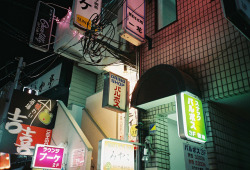 ileftmyheartintokyo:  untitled by bobby stokes