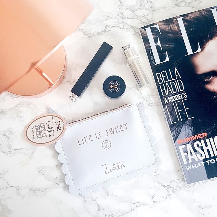 redivide:  @zoellabeauty 
