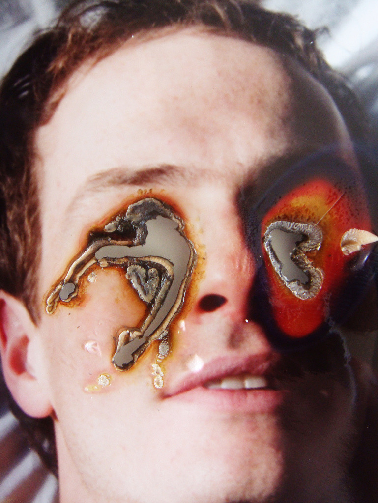 destructs:  Dry Your Tears by Lucas Chimello Simões 