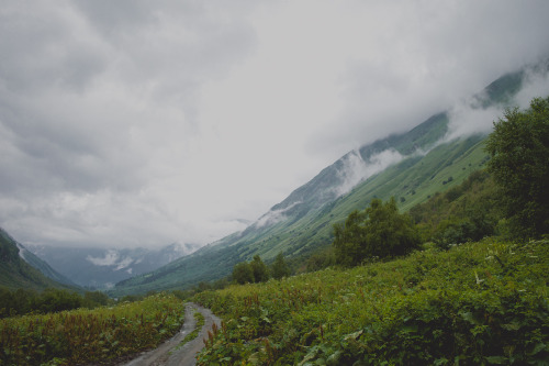 Dombay-Ulgen gorgeInstagram