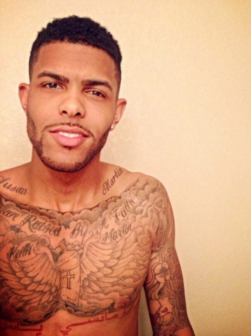 dcnupe:  theattractiveboys:  @tylank_dmartin   💚