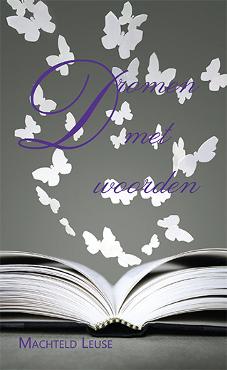 dreaminggirl30 - Writing poems and texts