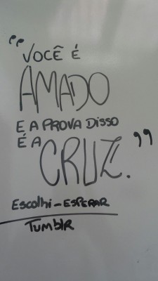 Pegue uma xícara de café e acomode-se 