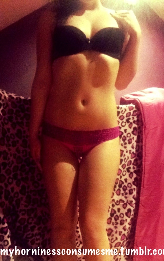 myhorninessconsumesme:  Hey there 😜 it’s finally FRIDAY! myhorninessconsumesme.tumblr.com