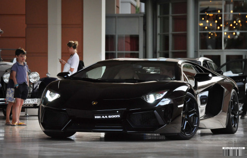 automotivated:  When the beast arrives… (by Willem Rodenburg) 