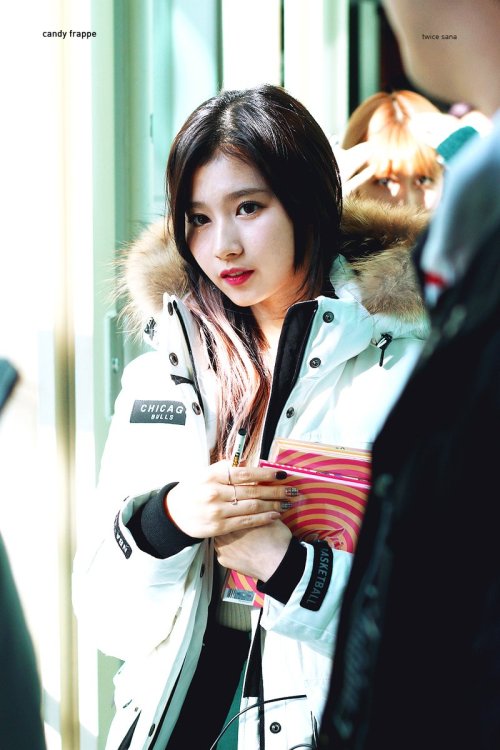 fyeah-twice:  © candy frappe | do not edit.