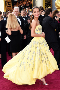 mcavoys:    Alicia Vikander attends the 88th Annual Academy Awards at Hollywood &amp; Highland Center on February 28, 2016 in Hollywood, California.  