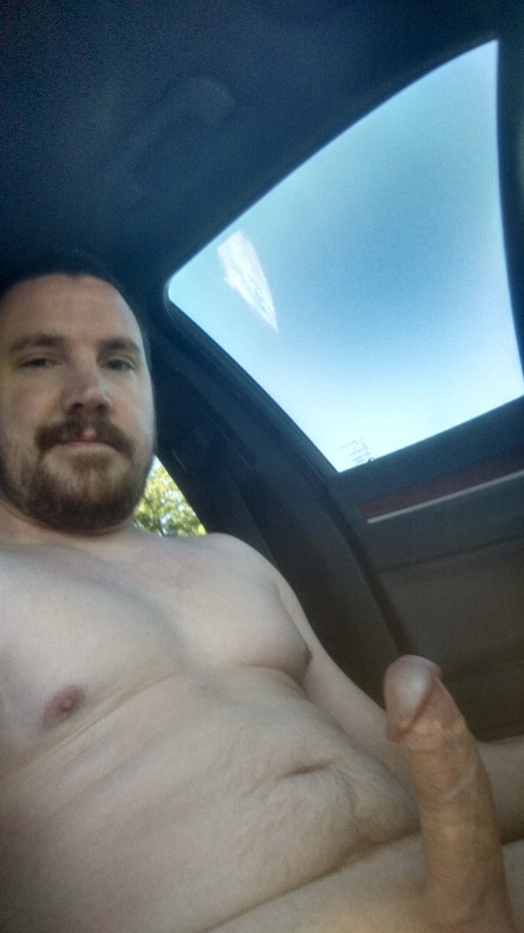 thickdickexhibitionist:  TDE