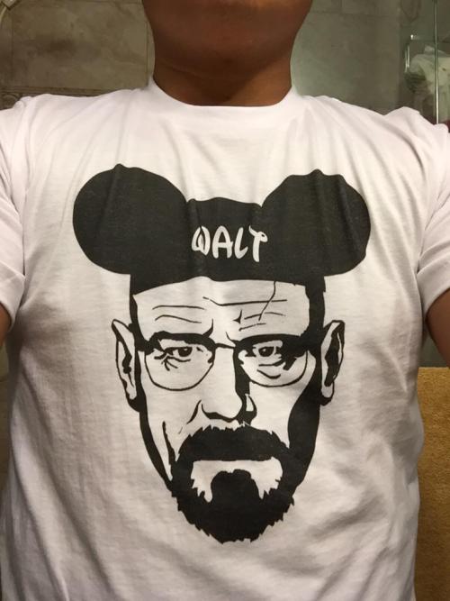 dailybreakingbad:  T-shirt exchange was a success! I got my own “Walt” Disney shirt!http://dailybreakingbad.tumblr.com/