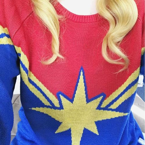 The only superhero costume I can wear in the fall #captainmarvel #halloween #caroldanvers #marvel