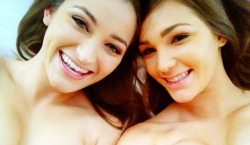 Slowlysoperfection:ilovemissdanidaniels:dani Daniels &Amp;Amp; Holly Michaels ❤❤❤➸❤