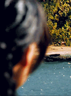 tiktok-itsaclock:  aemons-moved: this is no place for a girl on fire.  YOU CAN SEE