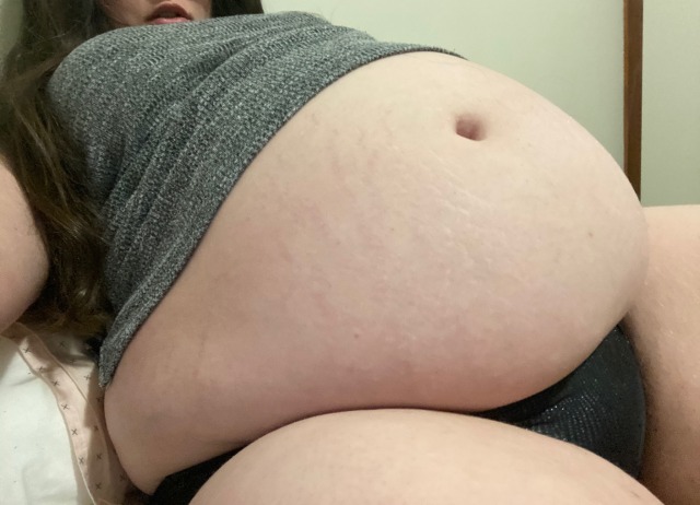 thicquex:End of day one of stuffing myself