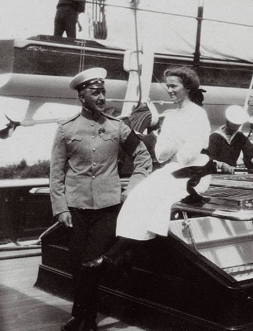 imperial-russia:Olga Nikolaevna entertained on board Standart by officer Nicholas Sablin, 1912