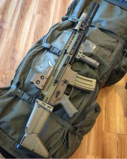 tacticalsquad:  firearms_inc_SCAR  