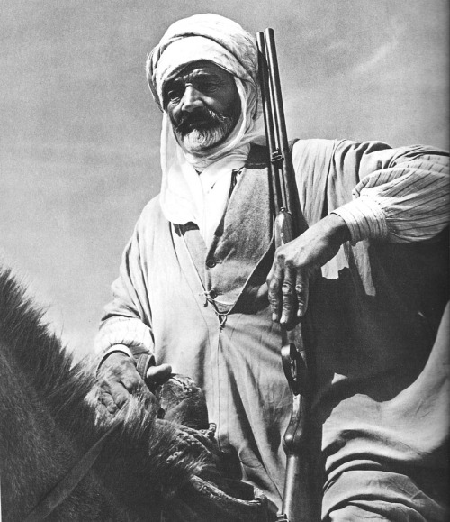 Kaddour Bensefia, a chibani.