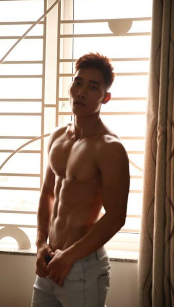 Viva!Asian hunks!