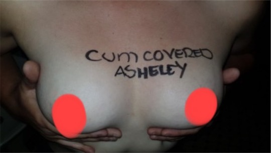 cumcoveredashley:  Annoying tumblr has me forced to censor😥First 20 to message me get the original in private message 😋❤️
