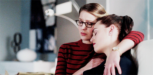 reputationsus: Lena “I’m deeply in love with my best friend” Luthor