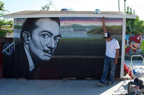 thefruitshoot: crossconnectmag: Levi Ponce Creates Culture One Mural at a TimeLevi Ponce is a profes