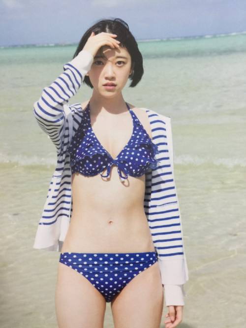 omiansary:   2nd Photobook   １時間遅れの I love you   Hell yaaaaa…. 