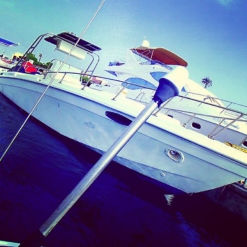 I ll never get enaught of sea #bahar #yacht #jummah #jeddah #port #ksa #blue #sky #instasky #clouds 